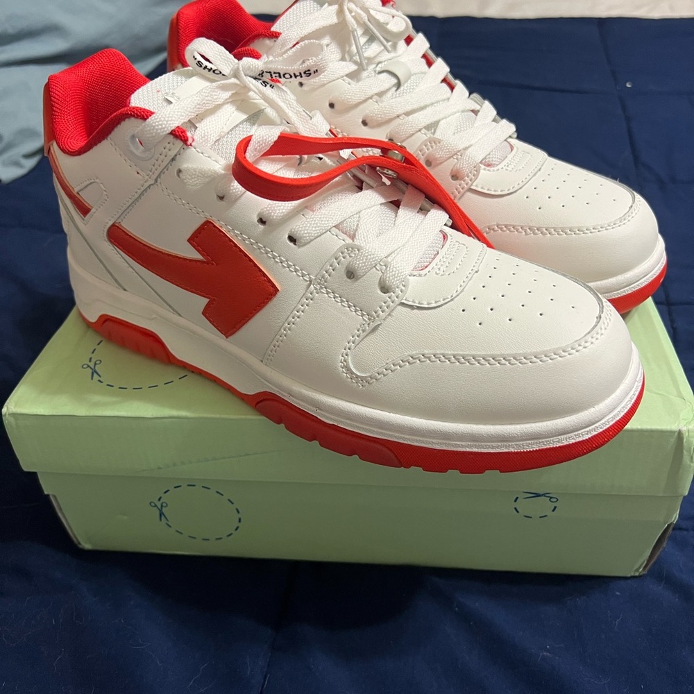 OFFWHITE OUT OF OFFICES RED